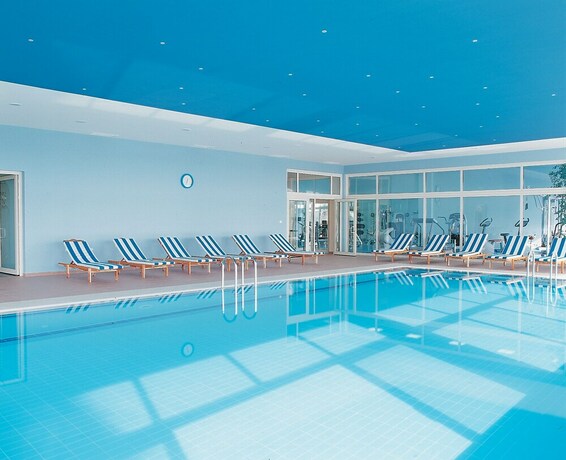 Imagen de la piscina del Presa Di Finica Hotelandsuites. Foto 21