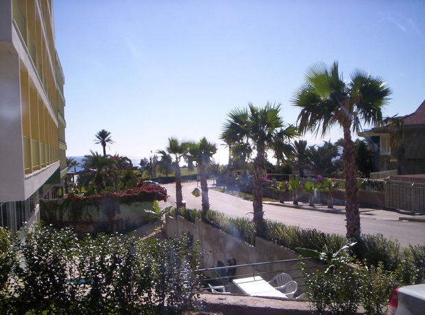 Imagen de los exteriores del Prima Hotel. Foto 8