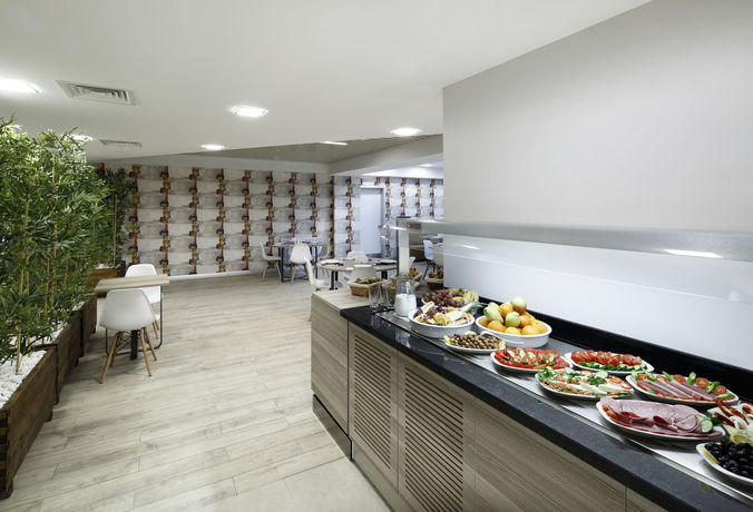 Imagen de los interiores del Prime Suites. Foto 15
