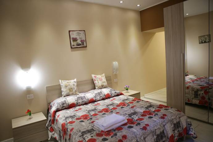 Imagen de la habitación del Primo Hotel. Foto 11