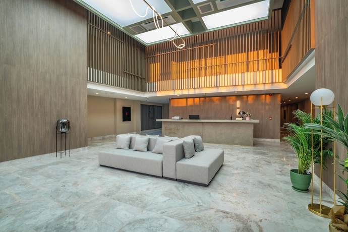 Imagen de los interiores del Prive Suite Side and Spa Hotel. Foto 15