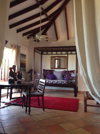 Imagen de los interiores del Privilege Resort. Foto 14