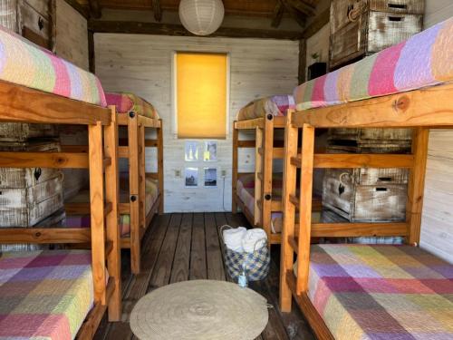 Imagen general del Pueblo Arriba Hostel. Foto 16