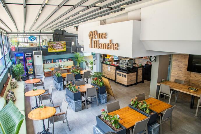 Imagen general del Pure Blanche Hotel, Muratpaşa. Foto 47