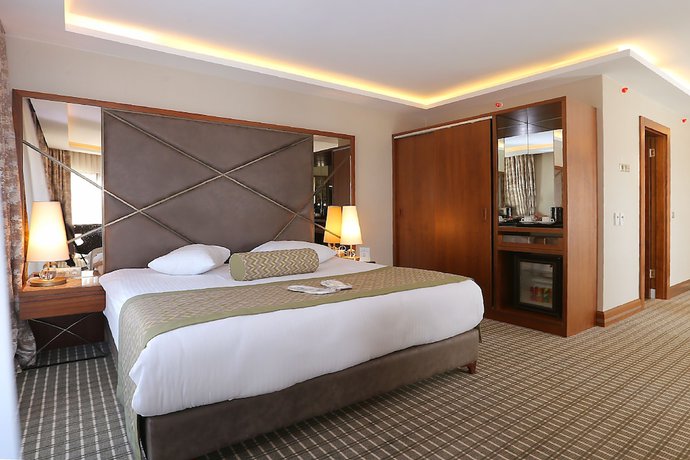 Imagen de la habitación del Q Hotel. Foto 3