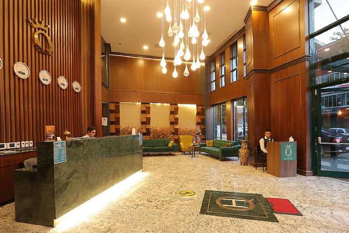 Imagen de los interiores del Q Hotel. Foto 14