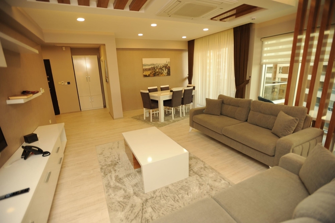 Imagen de los interiores del Qamar Prestige Suites. Foto 17