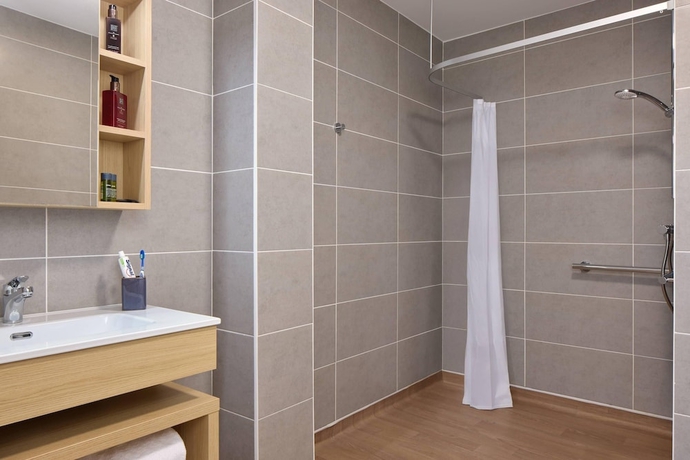 Imagen de la habitación del Quality Aparthotel Bordeaux Saint-Jean. Foto 9