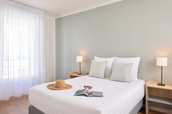 Imagen de la habitación del Quality Aparthotel Cherbourg. Foto 7