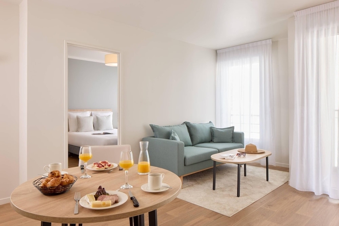 Imagen de la habitación del Quality Aparthotel Cherbourg. Foto 10