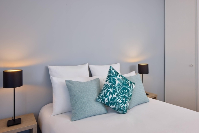 Imagen de la habitación del Quality Aparthotel Massy Palaiseau. Foto 5