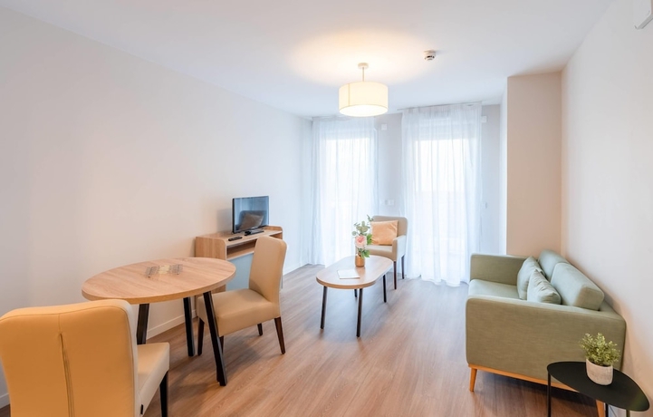 Imagen de la habitación del Quality Aparthotel Moissy-Cramayel. Foto 7