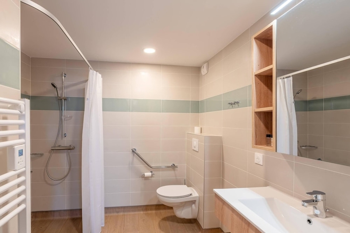 Imagen de la habitación del Quality Aparthotel Moissy-Cramayel. Foto 11