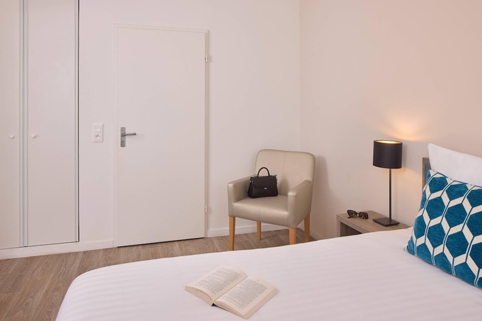 Imagen de la habitación del Quality Aparthotel Morangis Orly. Foto 8