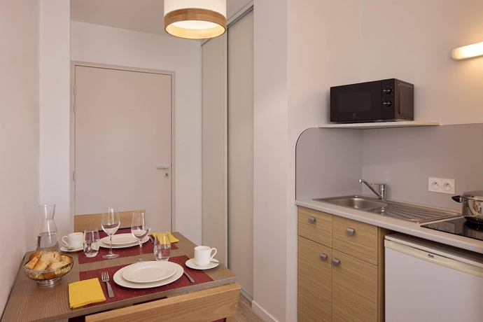 Imagen de la habitación del Quality Aparthotel Orl&eacute;ans Sud Zenith. Foto 10