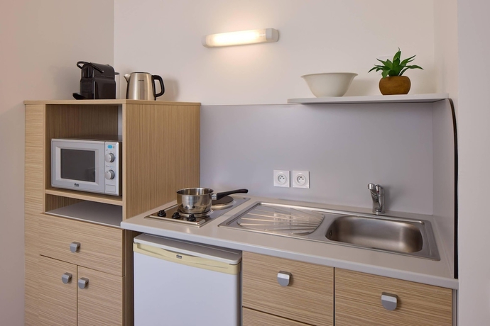 Imagen de la habitación del Quality Aparthotel Orl&eacute;ans Sud Zenith. Foto 12