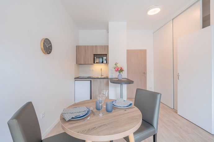 Imagen de la habitación del Quality Aparthotel Parc Marne la Vall&eacute;e. Foto 11
