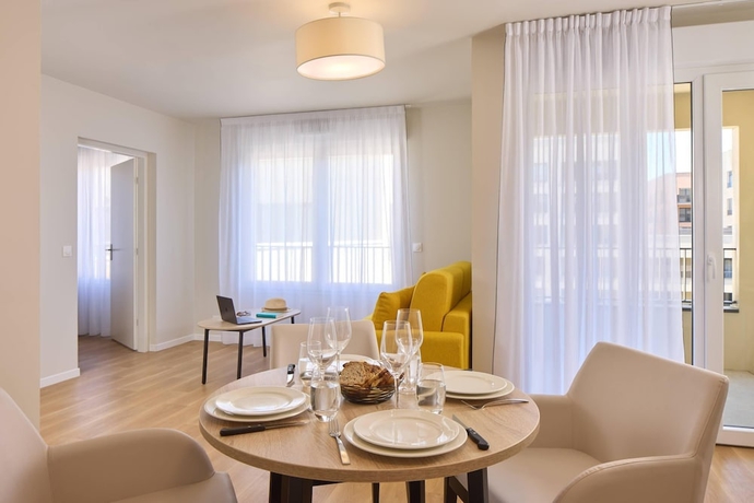 Imagen de la habitación del Quality Aparthotel Rouen. Foto 9