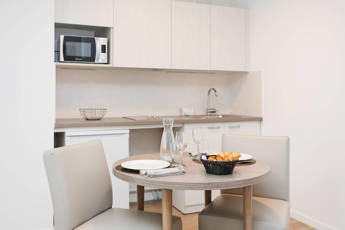Imagen de la habitación del Quality Aparthotel Saint-Malo. Foto 8