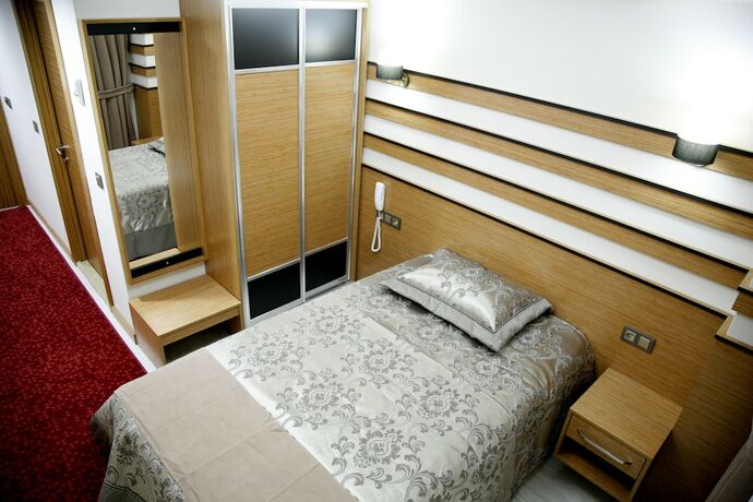 Imagen de la habitación del Quars Garden Hotel. Foto 19