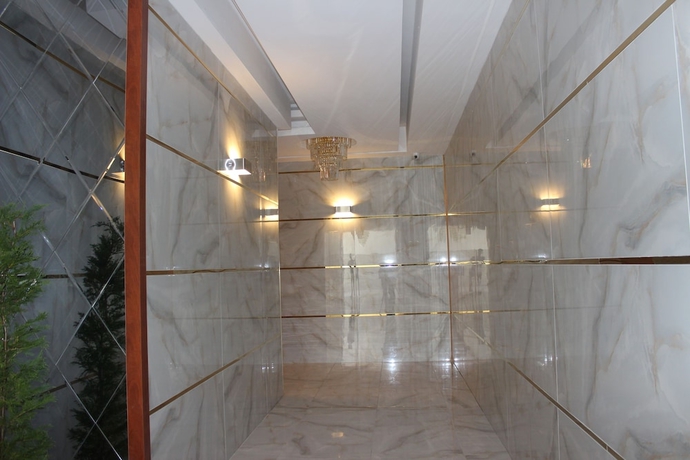 Imagen de los interiores del Quars Suite. Foto 16