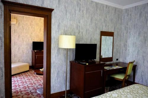 Imagen de la habitación del Queen Thermal Resort Hotel. Foto 17