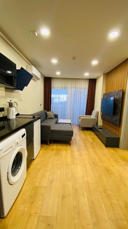 Imagen de los interiores del Questa Deluxe Hotel. Foto 16