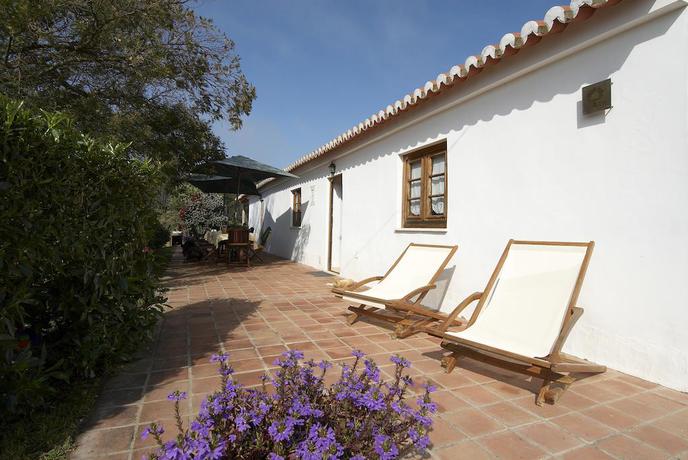 Imagen de los exteriores del Quinta Pero Vicente. Foto 5