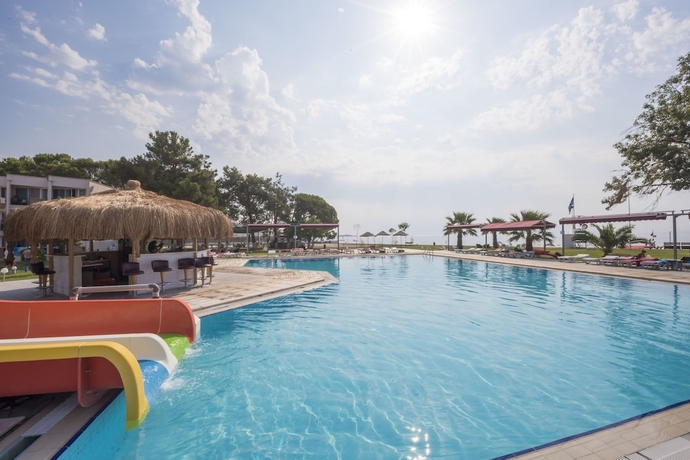 Imagen de la piscina del RA RESORT OTEL. Foto 18