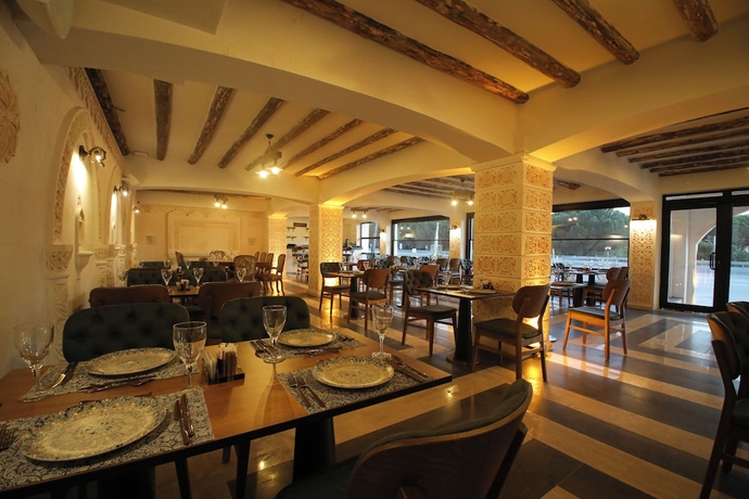 Imagen del bar/restaurante del RAYMAR HOTELS MUGLA. Foto 2