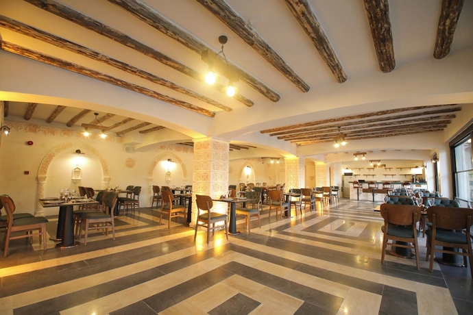 Imagen del bar/restaurante del RAYMAR HOTELS MUGLA. Foto 3
