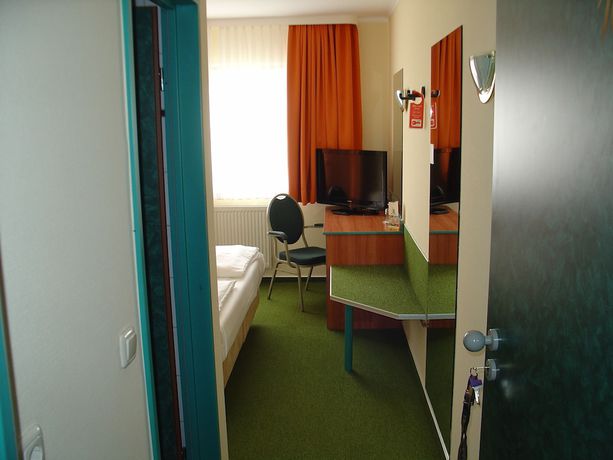 Imagen de la habitación del REGIOHOTEL Halle/ Leipzig Airport. Foto 8