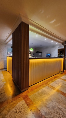 Imagen de los interiores del İREM APART. Foto 13