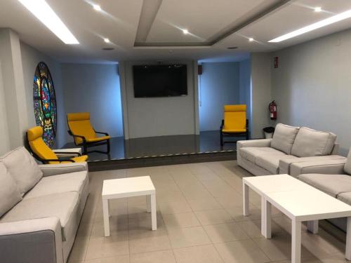 Imagen general del RESIDENCIA HOSPITAL DEL REY. Foto 4