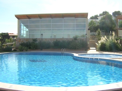 Imagen de la piscina del RESIDENCIAL ESTIBALIZ. Foto 6