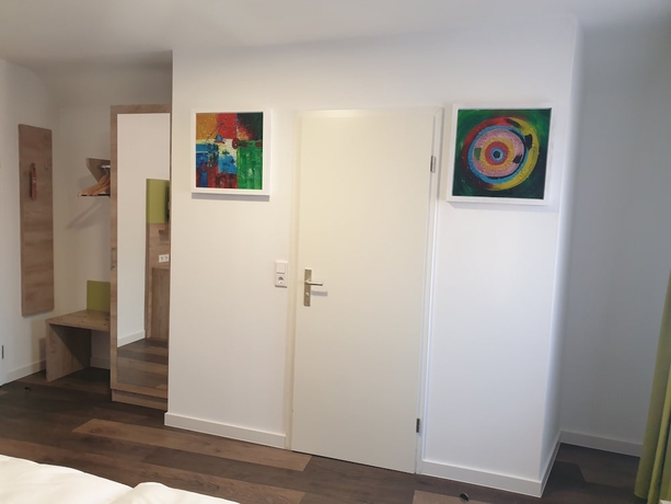 Imagen de la habitación del ROCA Restaurant and Hotel. Foto 17