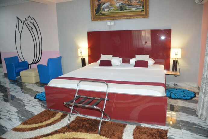 Imagen de la habitación del ROYAL LEE\'S HOTEL. Foto 9