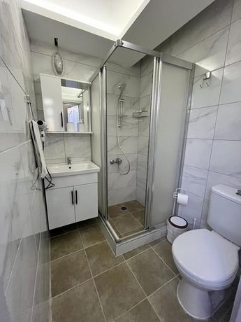 Imagen de la habitación del ROYAL İNN BORNOVA. Foto 3