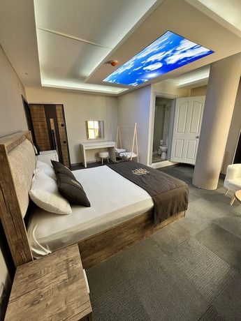 Imagen de la habitación del ROYAL İNN BORNOVA. Foto 8