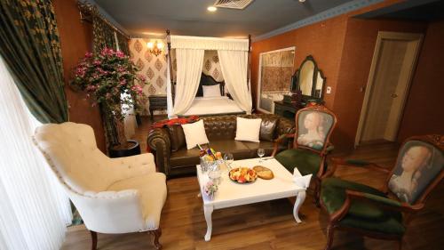 Imagen general del R&Ouml;NESANS LİFE HOTEL. Foto 6