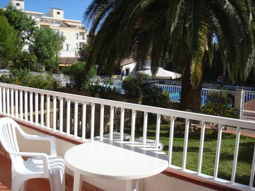 Imagen general del RV Apartaments Escala Brava. Foto 8