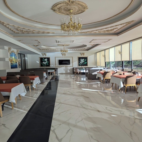 Imagen del bar/restaurante del Rabat Resort Hotel. Foto 5