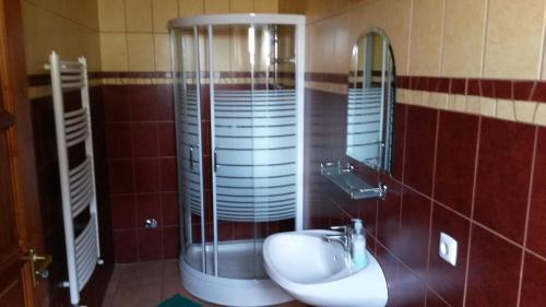 Imagen de la habitación del Radics Panzi&oacute; &Eacute;tterem &eacute;s Pihenő K&ouml;zpont. Foto 8