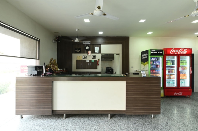 Imagen del bar/restaurante del Rajshree Resorts. Foto 3