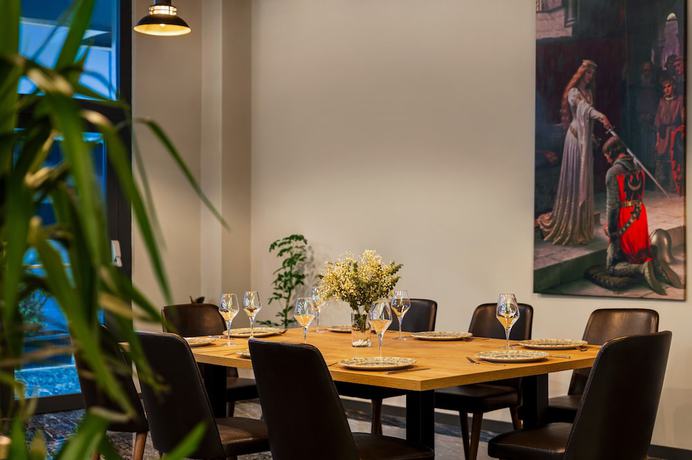 Imagen del bar/restaurante del Ramada By Wyndham Karacabey. Foto 4