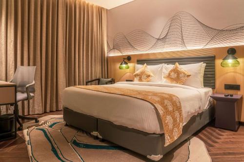 Imagen de la habitación del Ramada Encore By Wyndham Bhiwadi Phool Bagh Chowk. Foto 5