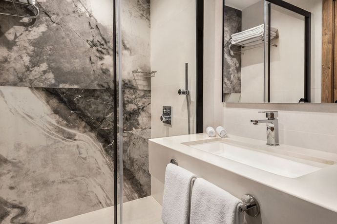 Imagen de la habitación del Ramada Plaza By Wyndham Batman. Foto 8