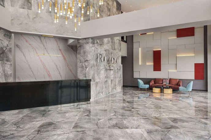 Imagen de los interiores del Ramada Plaza By Wyndham Batman. Foto 18