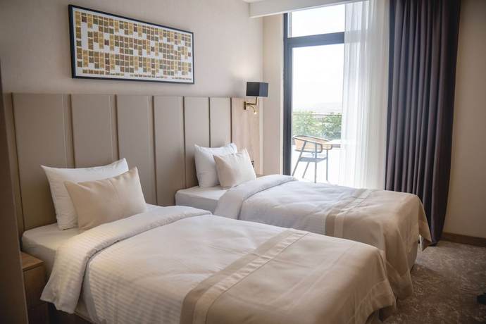 Imagen de la habitación del Ramada Plaza By Wyndham Batman. Foto 17