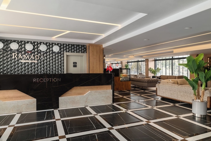 Imagen de los interiores del Ramada by Wyndham Erzincan Ergan. Foto 15